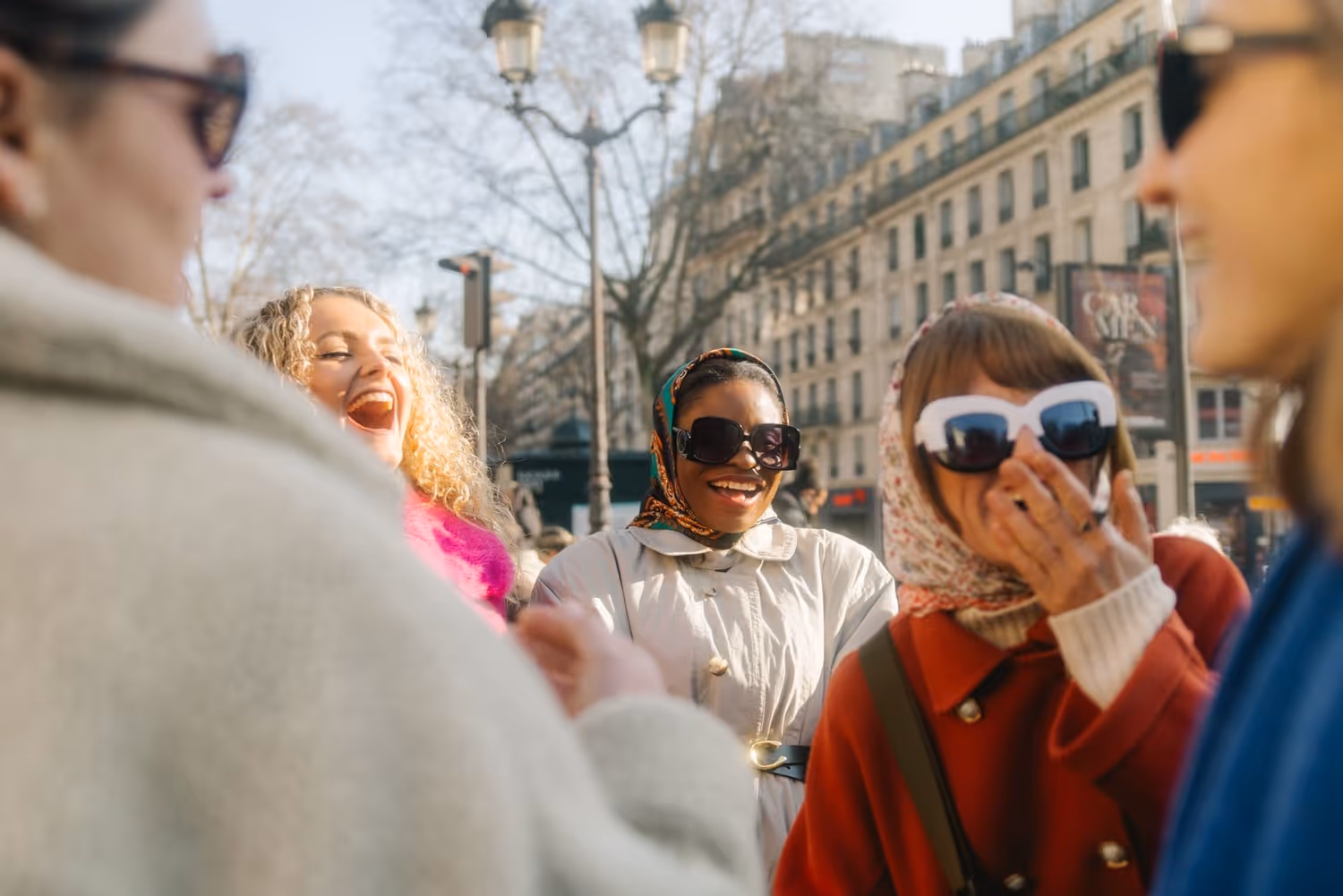 Montmartre Walking Tour Guests laughing